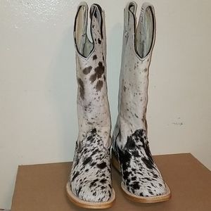 Two tone cowhide boots
